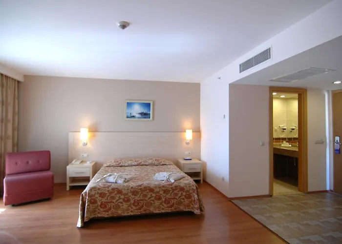 Hotell Diamond Of 5*